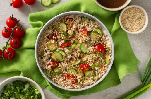 garden-rice-salad-with-brown-rice-tomatoes-and-cucumber