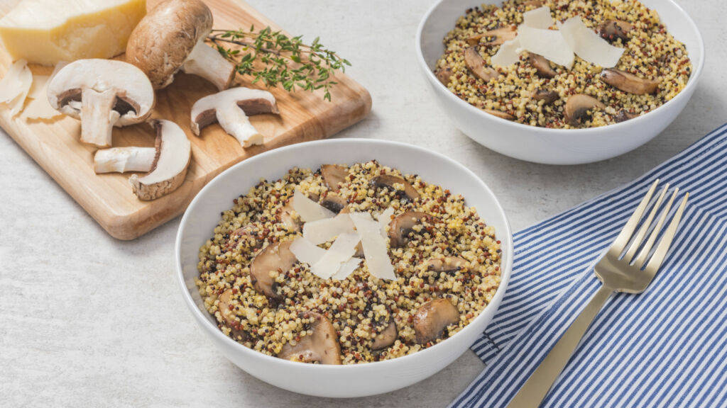mushroom-garlic-quinoa-with-parmesan-cheese