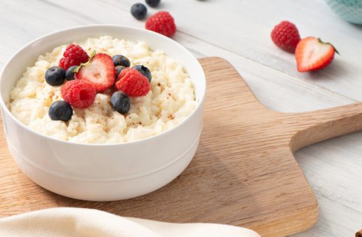 Speedy Rice Pudding topped with Berries