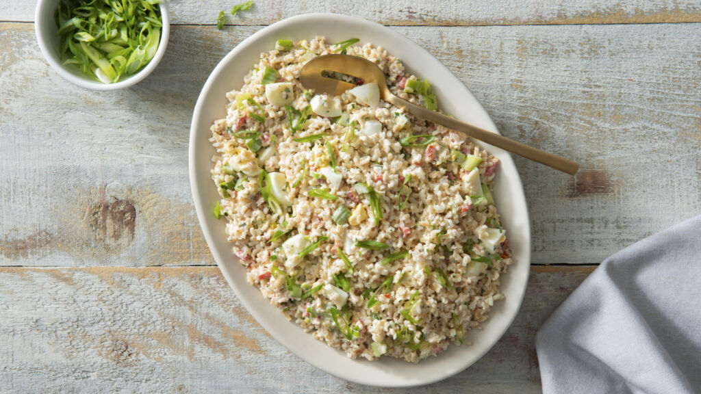 California Creamy Rice Salad with egg