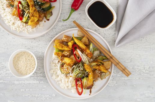 chicken-stir-fry-with-zucchini-and-white-rice