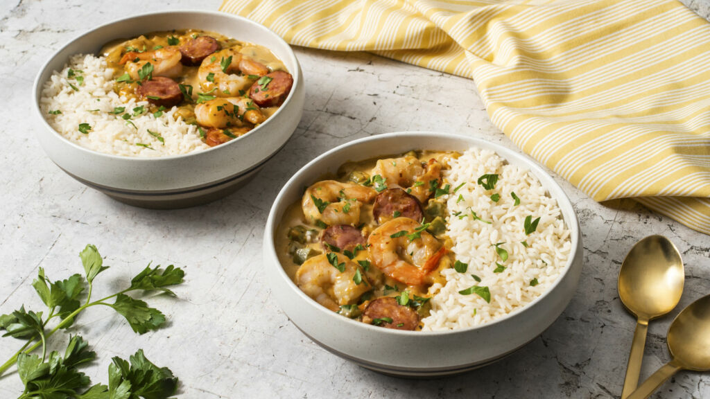 new-orleans-inspired-gumbo-with-chorizo-shrimp-and-white-rice