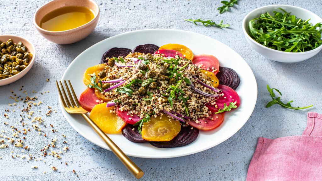 vegetarian-carpaccio-with-beets-arugula-and-quinoa