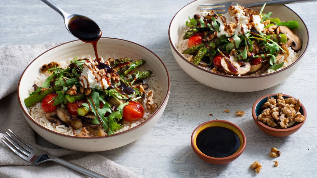 rice-bowl-with-roasted-asparagus-mushrooms-and-tomatos-with-a-drizzle-of-balsamic-glaze