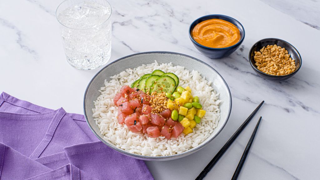 tuna poke bowl