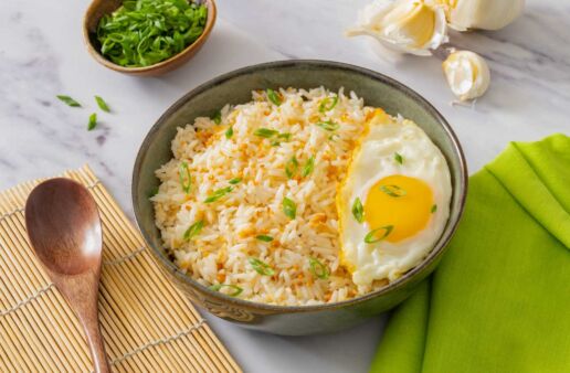 Sinangag (Filipino garlic fried rice) recipe