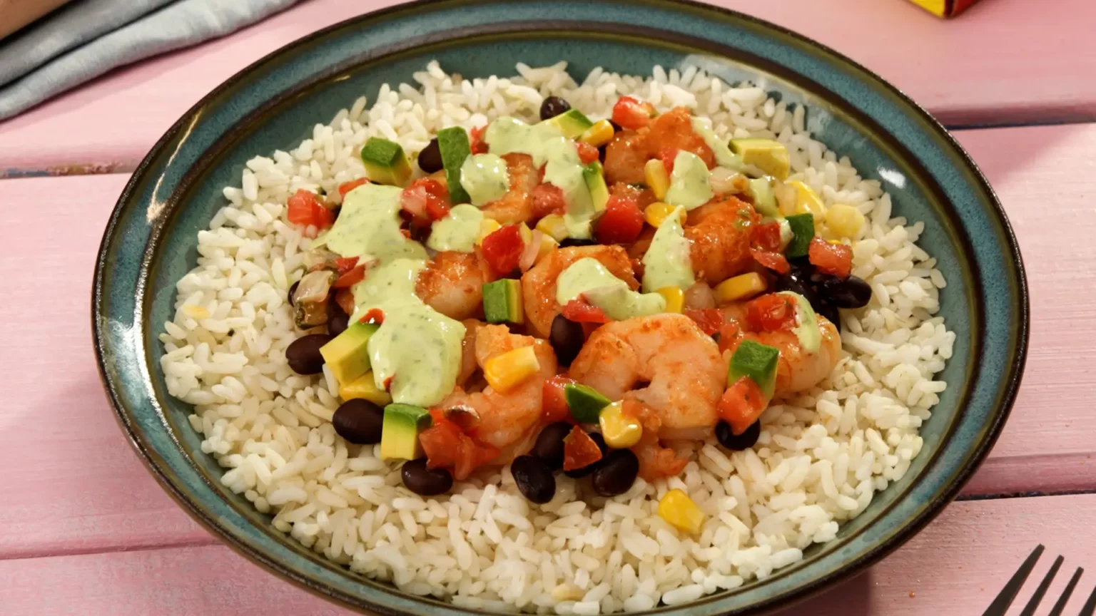 Zesty Shrimp Avocado Bowls with Cilantro Lime Crema